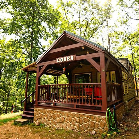 The Codex - Parker Creek Bend Cabins Murfreesboro Exteriör bild