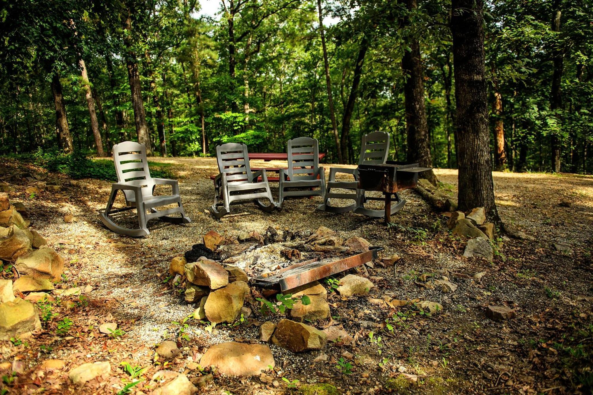 The Codex - Parker Creek Bend Cabins Murfreesboro Exteriör bild